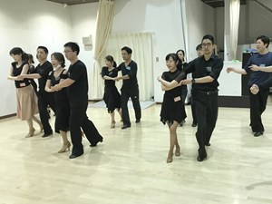ダンスサークルJ日暮里 中級クラス