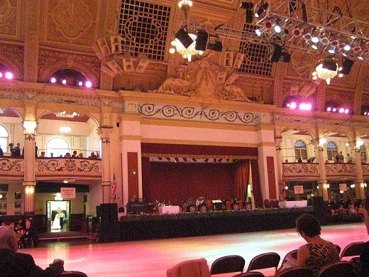 ブラックプールのウィンターガーデンのホールの様子